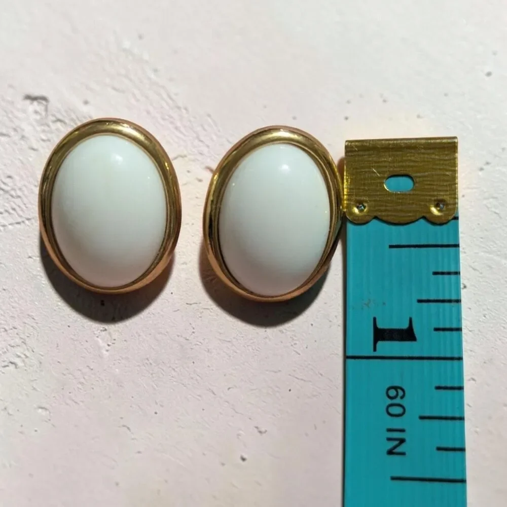 TRIFARI White Cabochon Oval Stud Earrings, Vintage Signed Minimalist Jewelry